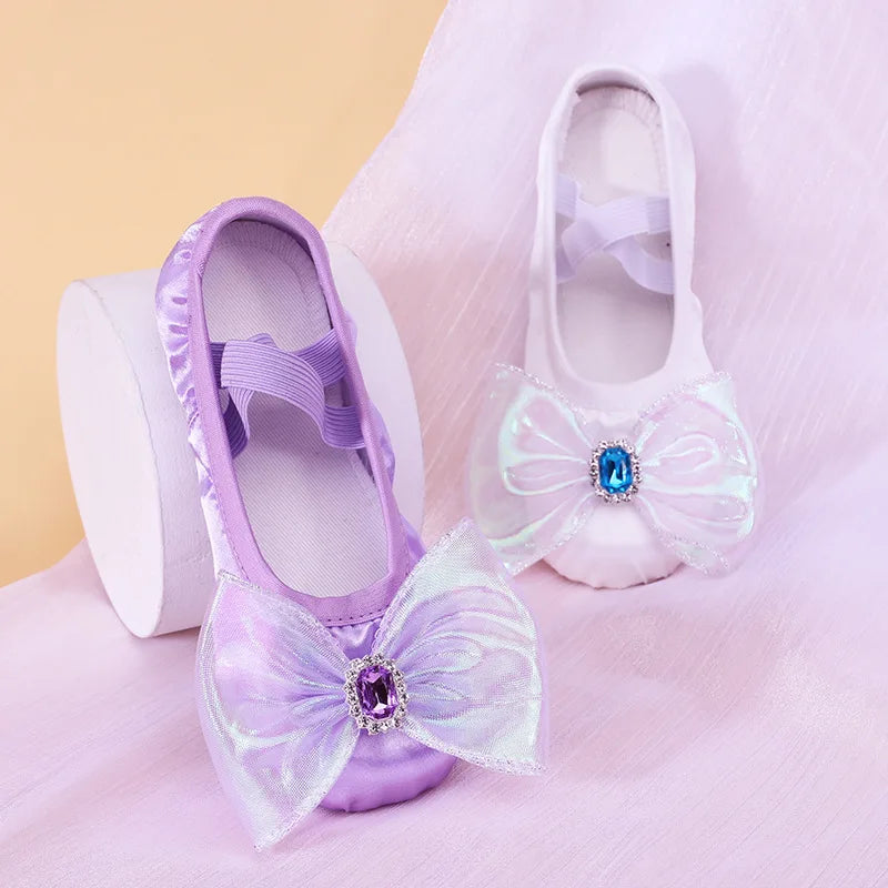 Girls' dance shoes Soft soled exercise shoes Children's ballet baby dance shoes Cute stage show cat PAWS