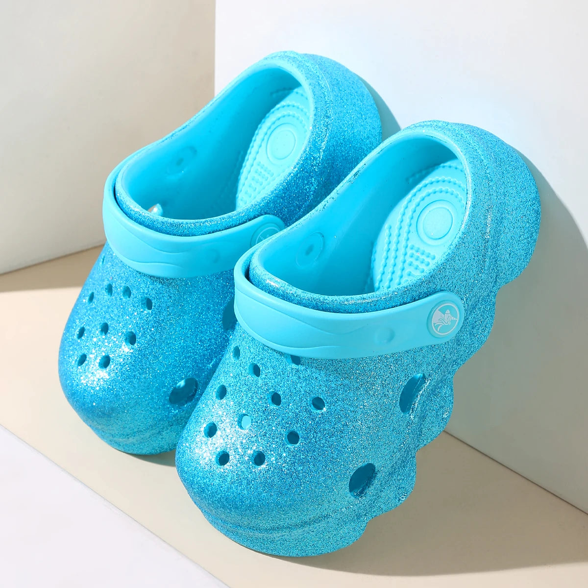 Girls Classic Casual Glitter Clogs, Slip-On Beach Slippers, Non-Slip Garden Clogs Shoes for the Beach 1214