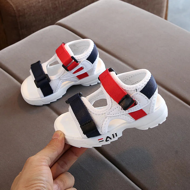Girls Boys Children Sandals Lightweight Kids Shoes Children Beach Sandals New Non-slip Soft Bottom Breathable Girls Boys Shoes