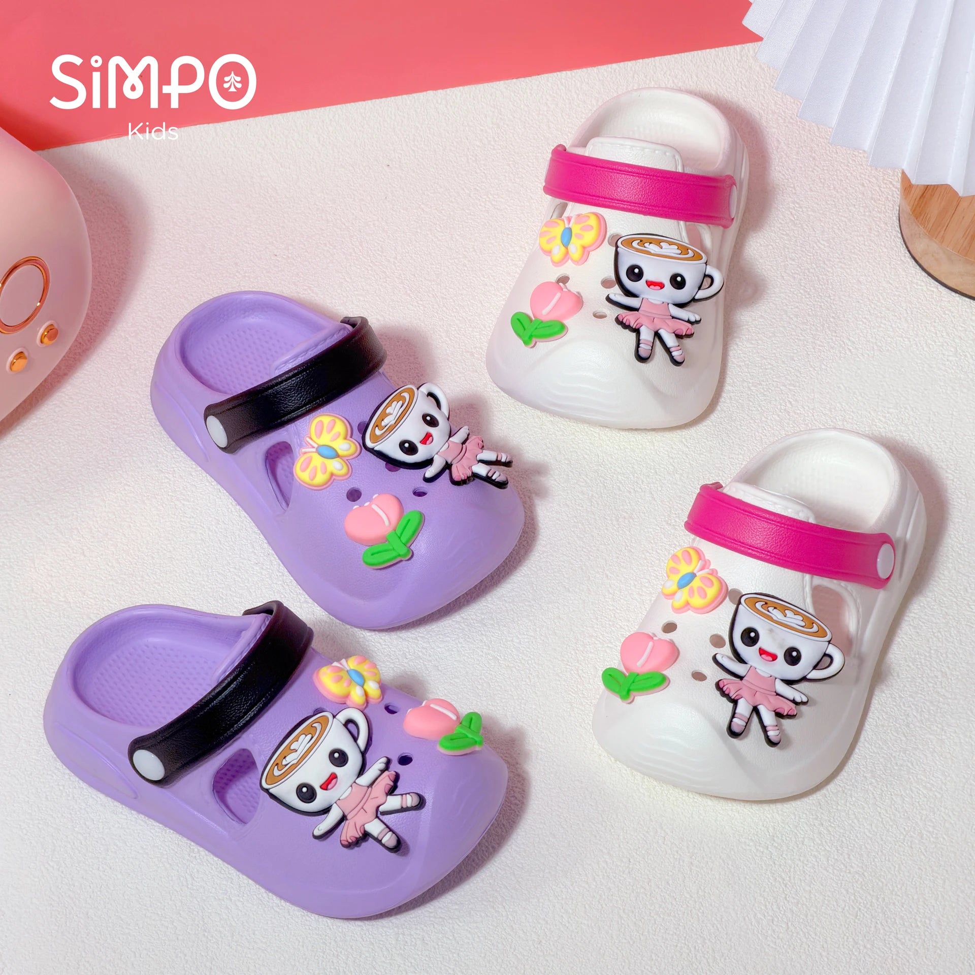 Girls' Slippers with Cute Charms Summer Garden Shoes Beach Sandals Non-slip Breathable Clogs for Girls Indoor & Outdoor Footwear