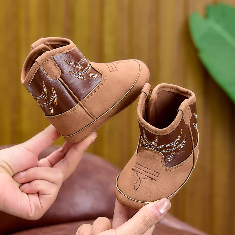 Spring, Autumn, and Winter Boots for 0-1 Year Old Boys and Girls, Casual and Fashionable Soft-Soled High-Top Baby Shoes with Side Velcro, Suitable for Daily Indoor and Outdoor Activities, Toddler Shoes