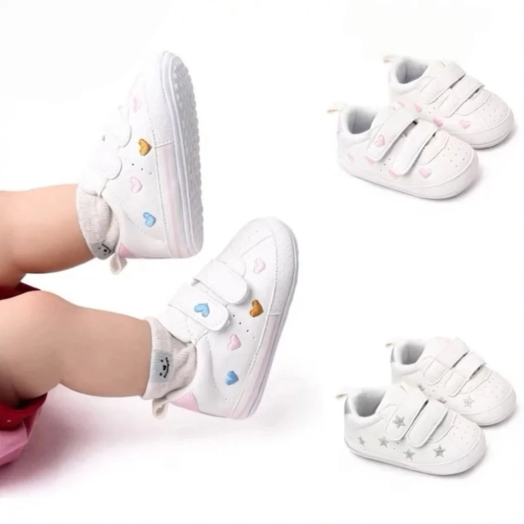Baby Shoes for Girls and Boys with Love Embroidery 0-12 Months Fashion Baby Shoes Prewalker for Girls and Boys