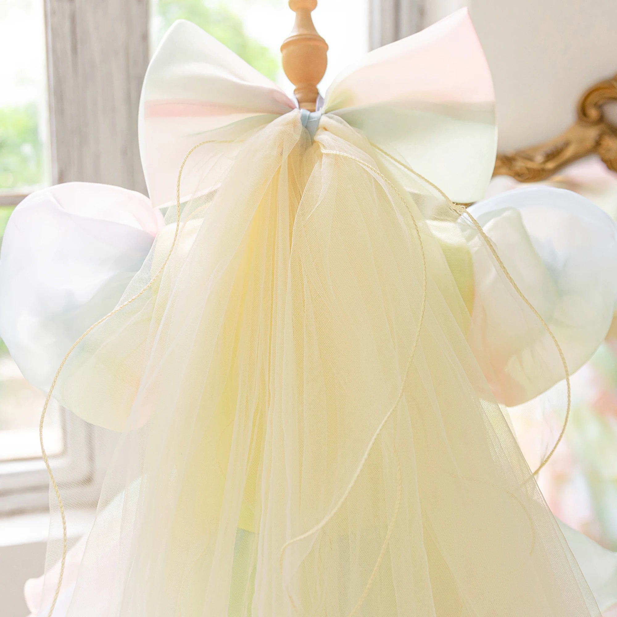Girls dresses light yellow dresses suitable for birthday party princess dresses as well as prom and graduation ceremonies
