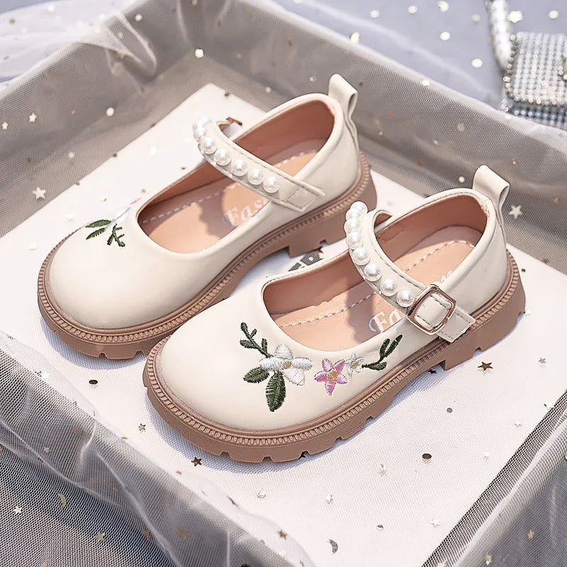 Girls Embroidery Princess Shoes 2024 Spring and Autumn Soft Bottom Children's Baby Leather Shoes Little Girl Shallow Mouth Shoes
