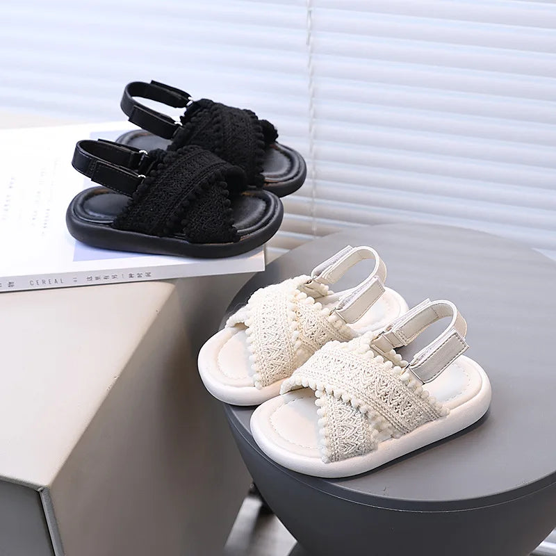 Girls Summer Beach Shoes Ethnic Style Kids Casual Sandals Soft Sole Fashion Children Retro Princess Shoes 2026 Summer New