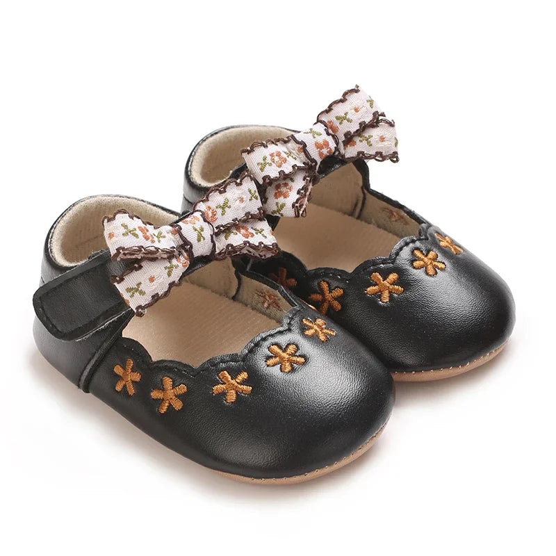 Baby girl princess shoes cute and breathable bow for young children anti slip flower casual sports shoes baby soft soled shoes