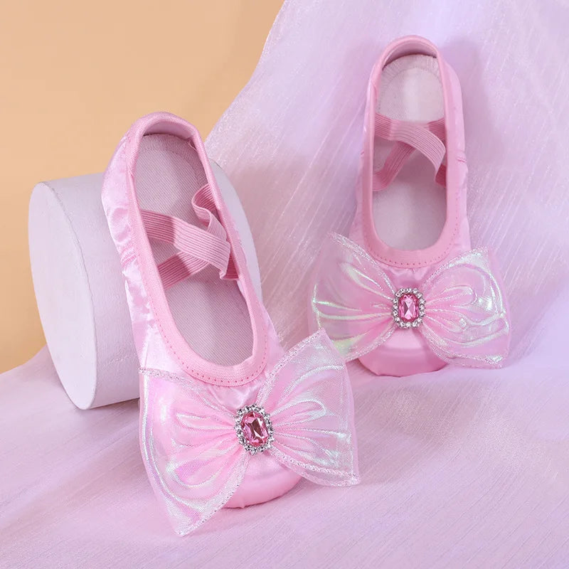 Girls' dance shoes Soft soled exercise shoes Children's ballet baby dance shoes Cute stage show cat PAWS
