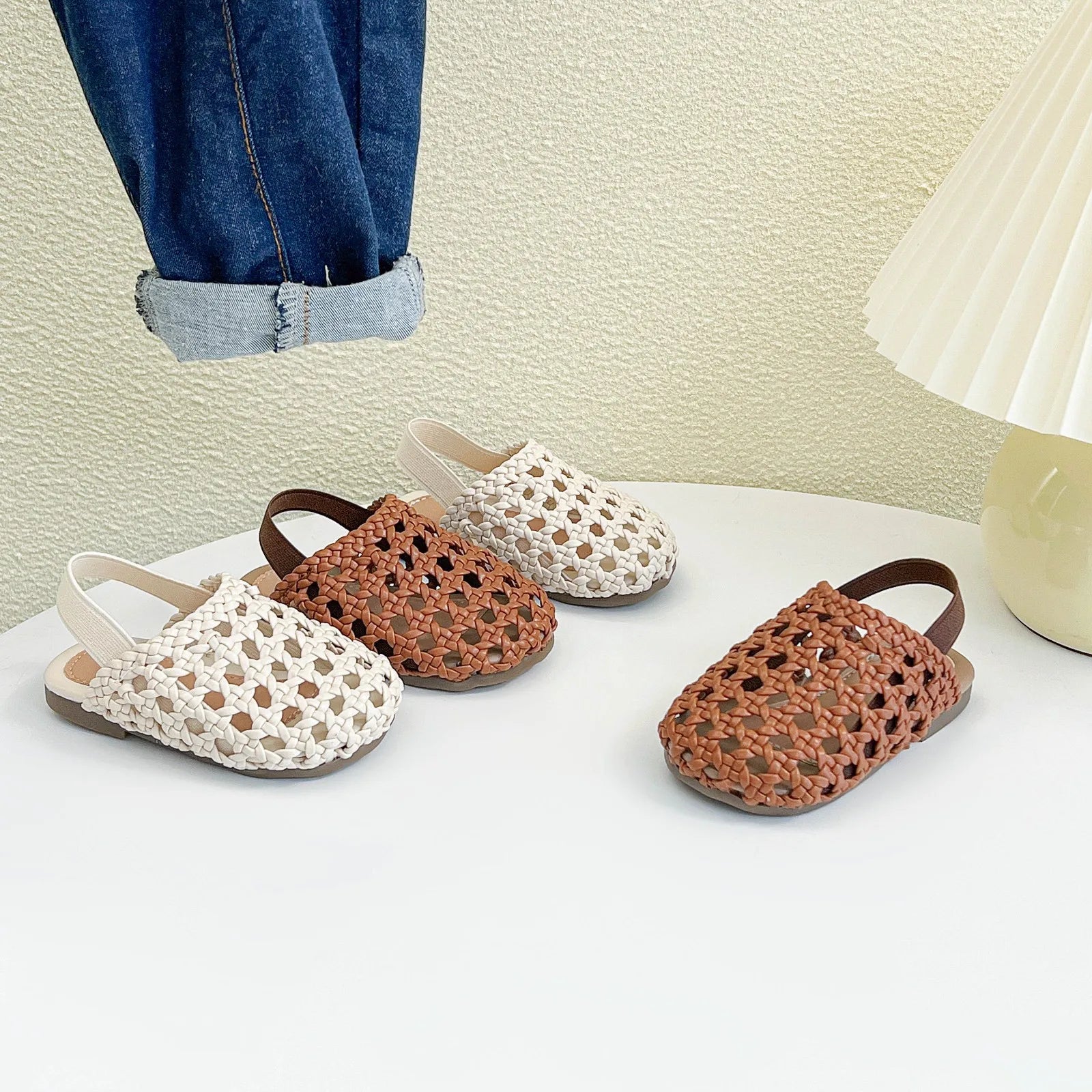 Baby Girls Shoes Braided Sandals for Girls Kids Fashion Hollow Out Leather Shoe Soft Sole Retro Princess Slippers Beach Shoes