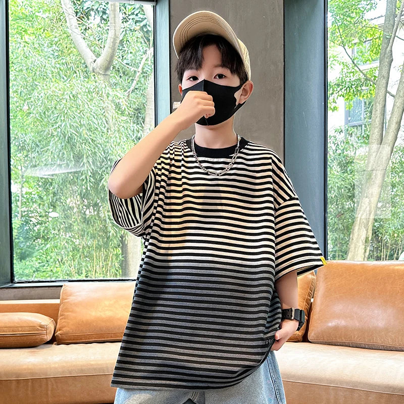 New Boys Shorts Sleeve Striped T-Shirt For Kids Luxury Clothes Casual Cotton Gradient Tshirts Children Summer Tee Top Outfits
