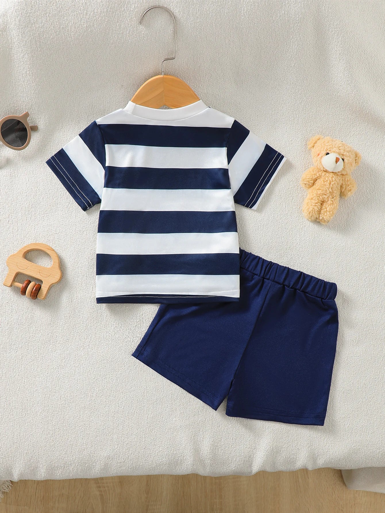 Boys Summer Outfit Striped Bear Pattern Short Sleeve T-shirt And Shorts Set Casual Daily Wear Fashion Children's Set