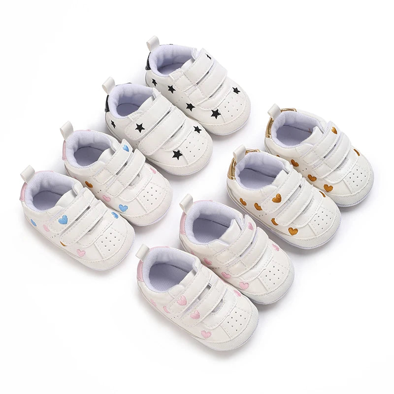 Baby Shoes for Girls and Boys with Love Embroidery 0-12 Months Fashion Baby Shoes Prewalker for Girls and Boys