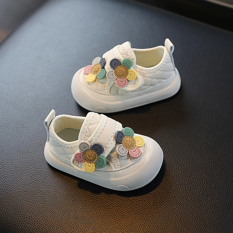 Baby Walking Shoes with Sweet Flowers Kids Casual Shoes Toes Capped 2026 Brand New Toddler Flat Shoes Round Toes Soft Non-slip