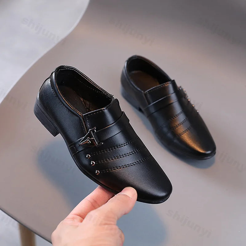Children Boys Leather Shoes 2026 New Retro Fashion Non-slip Pointed Toe Dress Shoes British Style Performance Kids Oxford Shoes