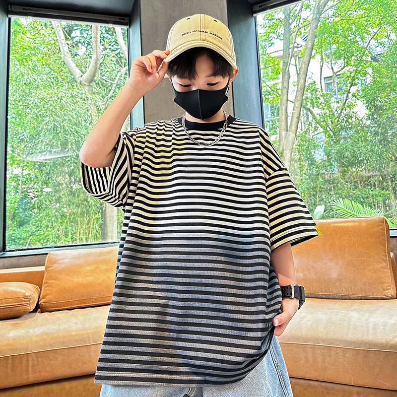 New Boys Shorts Sleeve Striped T-Shirt For Kids Luxury Clothes Casual Cotton Gradient Tshirts Children Summer Tee Top Outfits