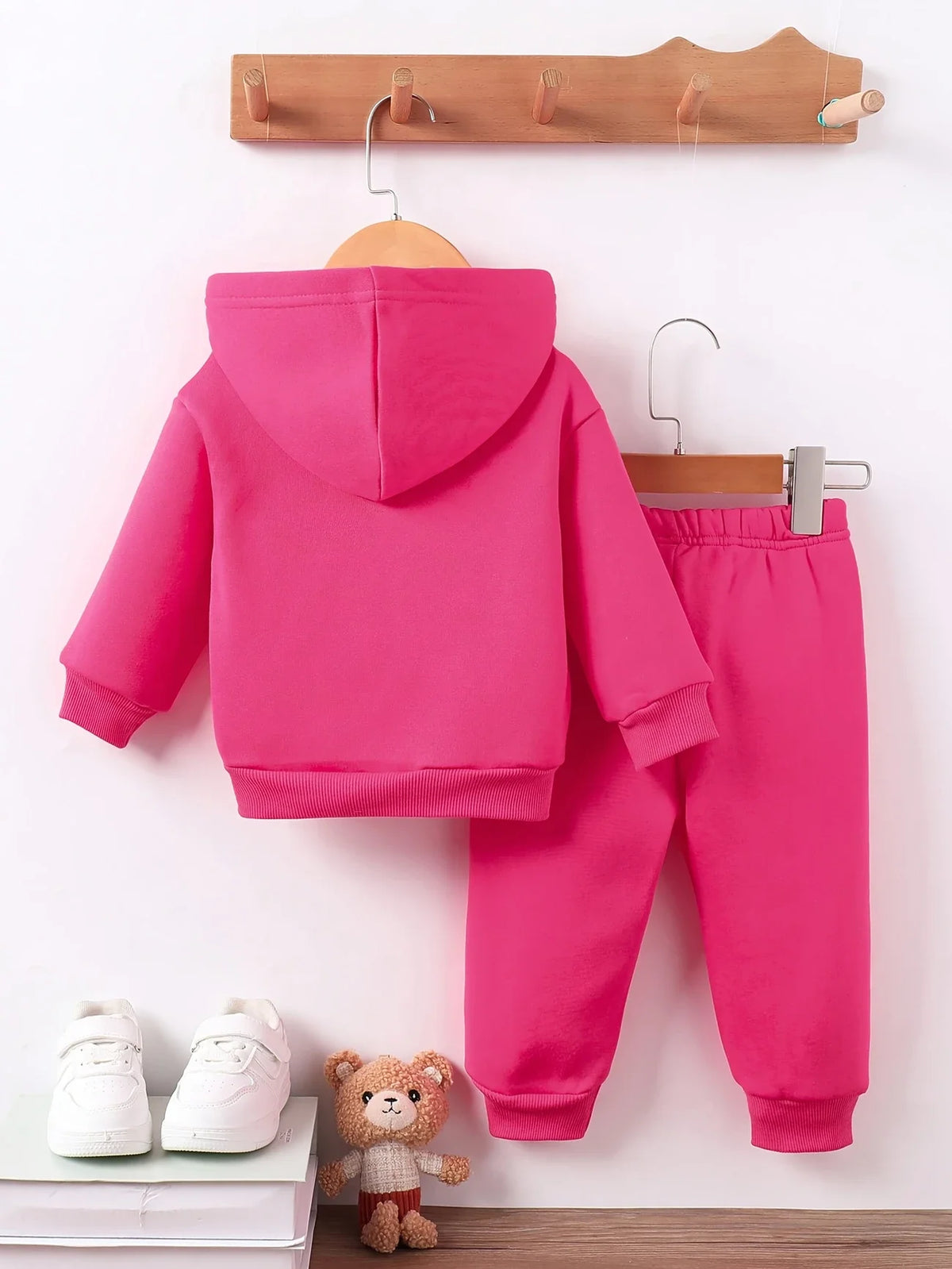 Newborn baby girl Autumn and Winter Edition Mom Little Baby Letter Printed Fleece hoodie and Pants Set