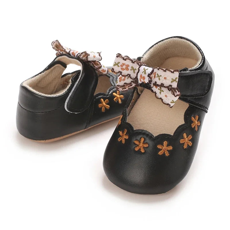 Baby girl princess shoes cute and breathable bow for young children anti slip flower casual sports shoes baby soft soled shoes