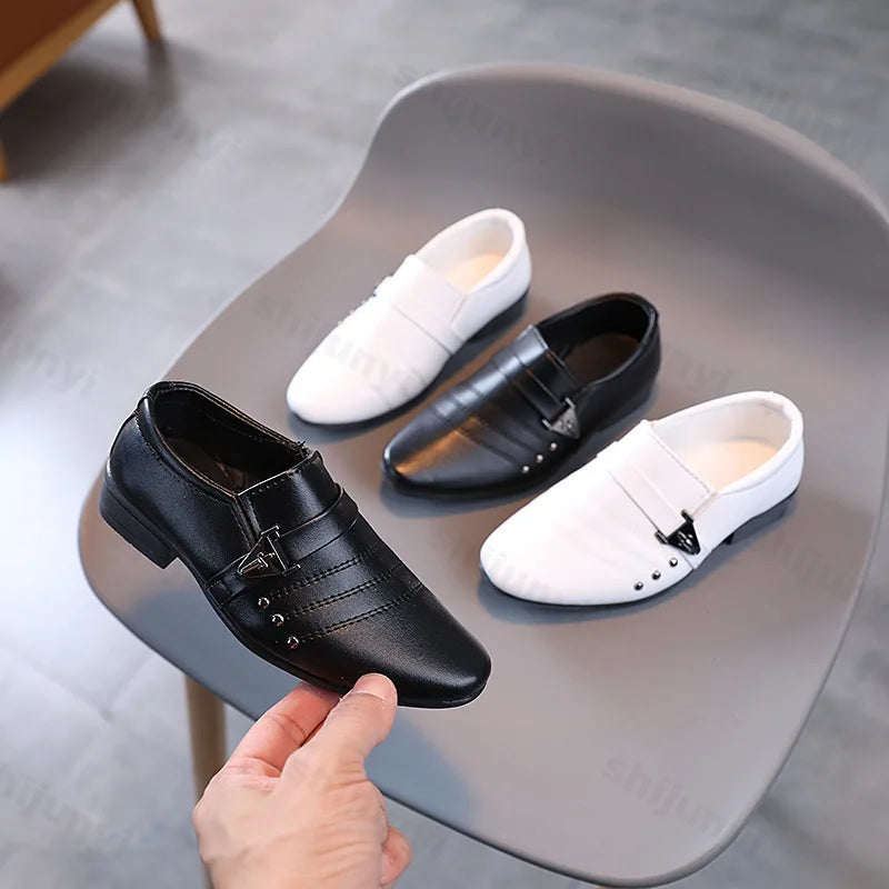 Children Boys Leather Shoes 2026 New Retro Fashion Non-slip Pointed Toe Dress Shoes British Style Performance Kids Oxford Shoes