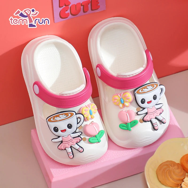 Girls' Slippers with Cute Charms Summer Garden Shoes Beach Sandals Non-slip Breathable Clogs for Girls Indoor & Outdoor Footwear