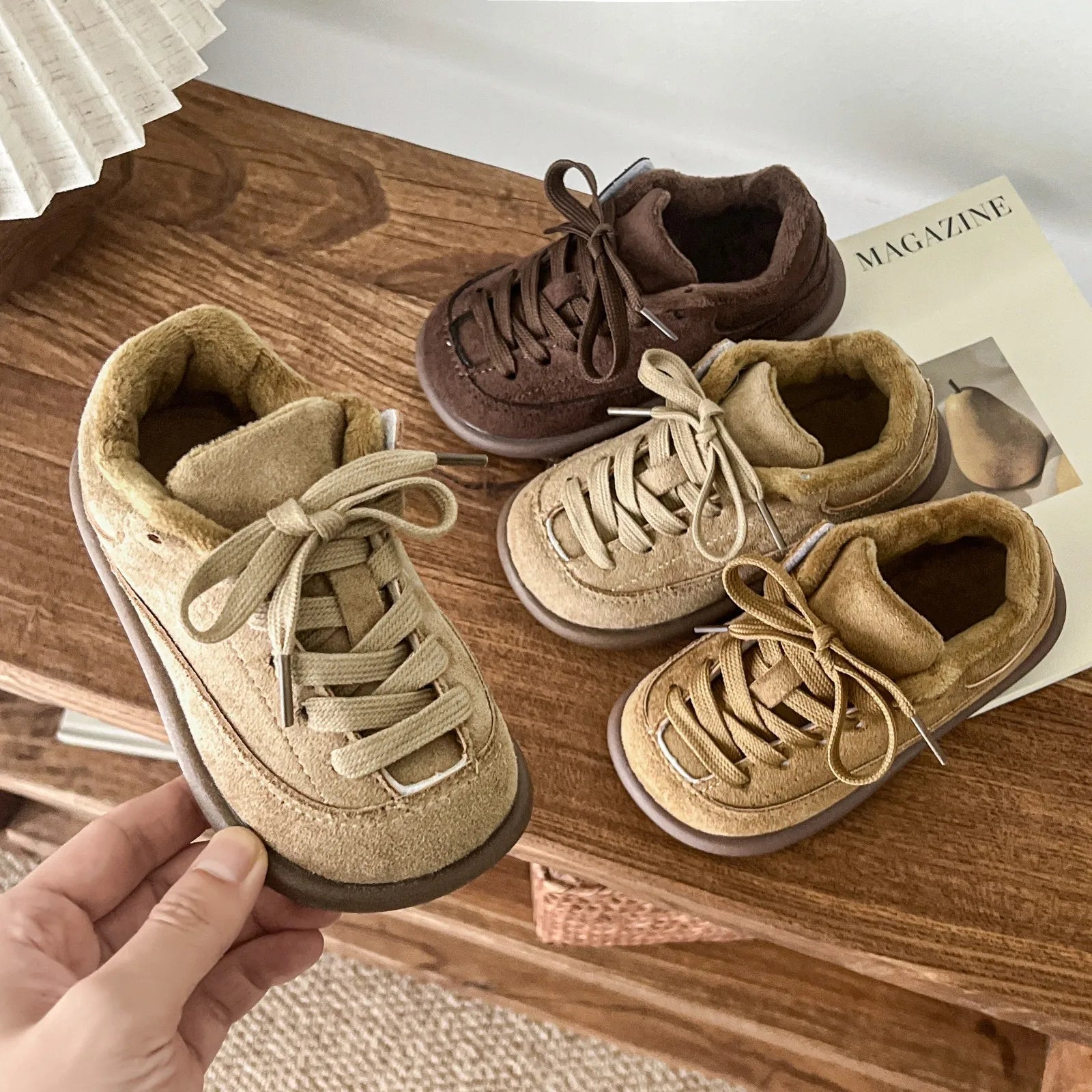 Boys Girls Winter Warm Shoes for Kids Sports Sneakers Plush-Lined Soft Sole Anti Slip Retro Frosted Suede Leather Casual Shoes